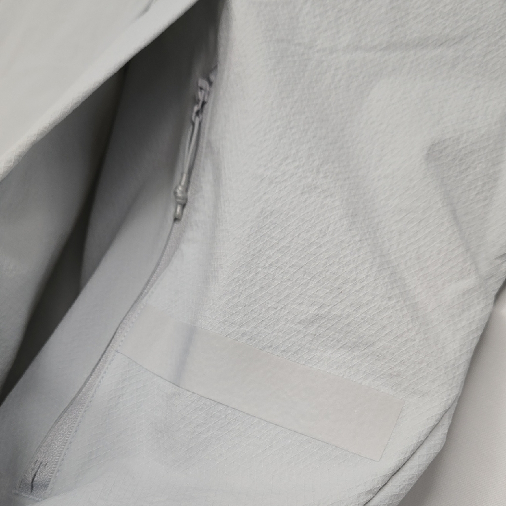 adidas Patrick Mahomes Light Gray Lightweight Jacket - Picture 4 of 5